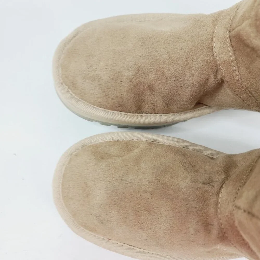 Skechers women tan